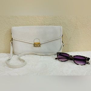 Cute Etra 60's Vintage White Leather Envelope Clutch / Crossbody Bag Handbag